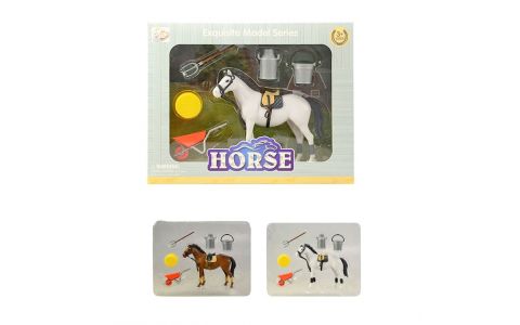 Kôň s príslušenstvom