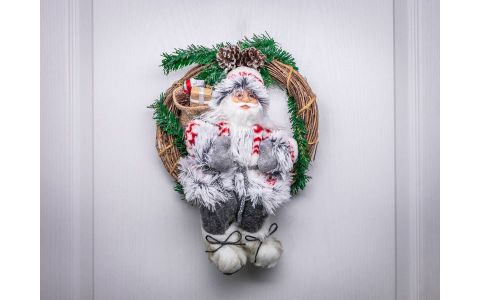 Dekorácia MagicHome Vianoce, Santa sediaci vo venci, veniec, 30 cm
