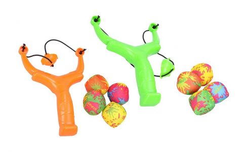 Prak s vodnými bombami